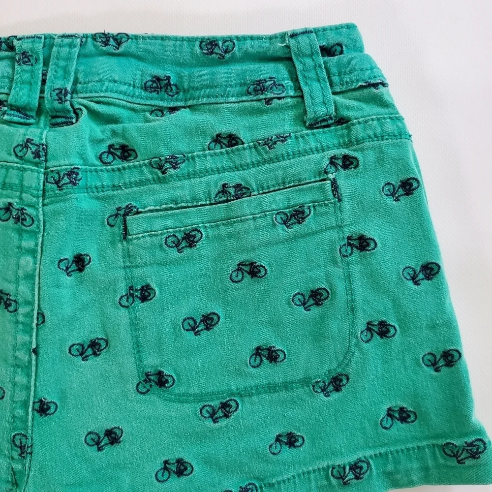 2332 * Wallflower Embroidered Bicycle Print Shorts Green Navy Blue Size 7